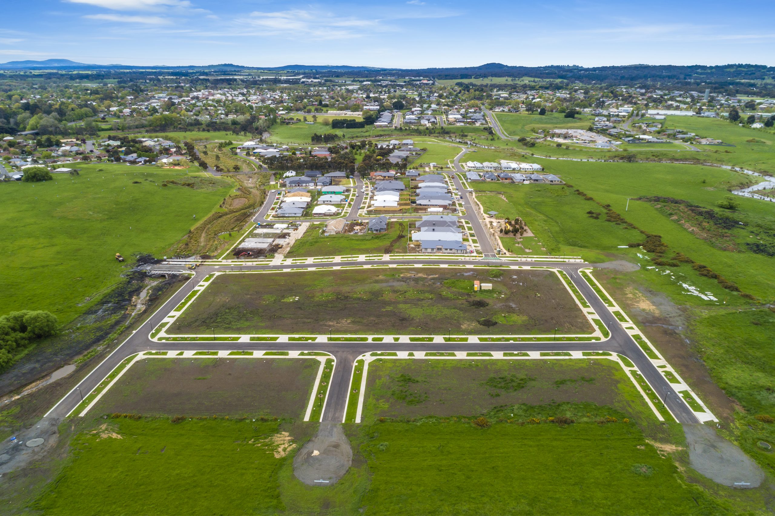 Real Estate Land for Sale on Riverside