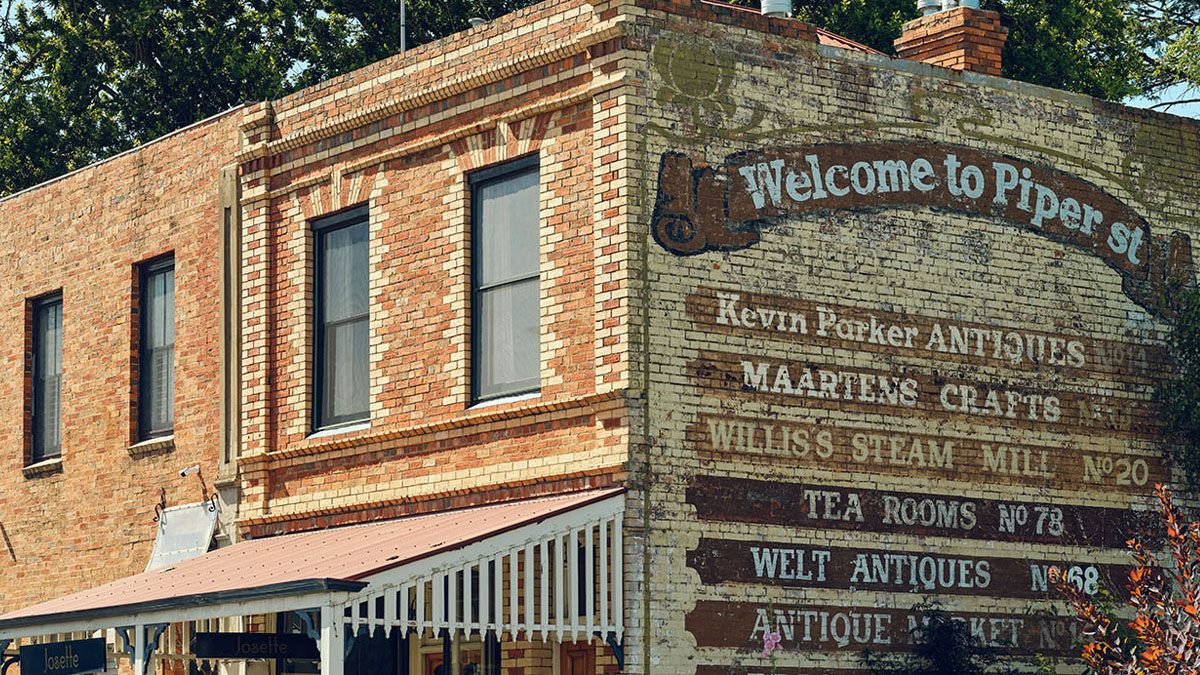 Real Estate Land for Sale on Riverside